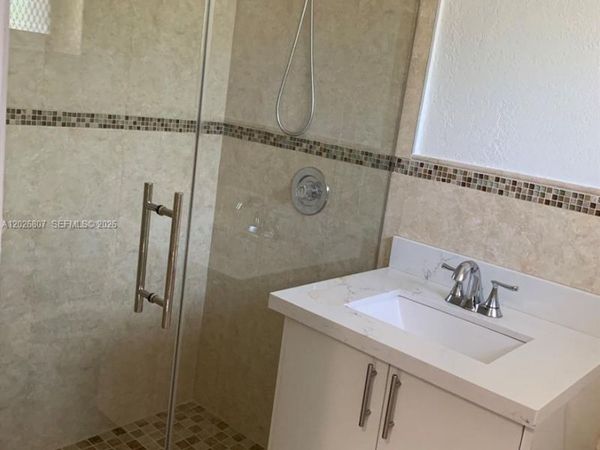 6498 Collins Ave , Unit 41, Miami Beach, FL 33141