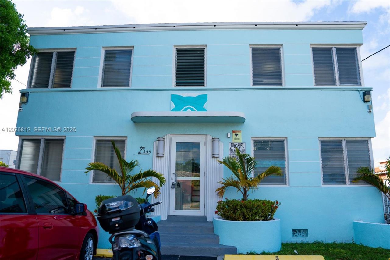 855 SW 7th St , Miami, FL 33130 Photo
