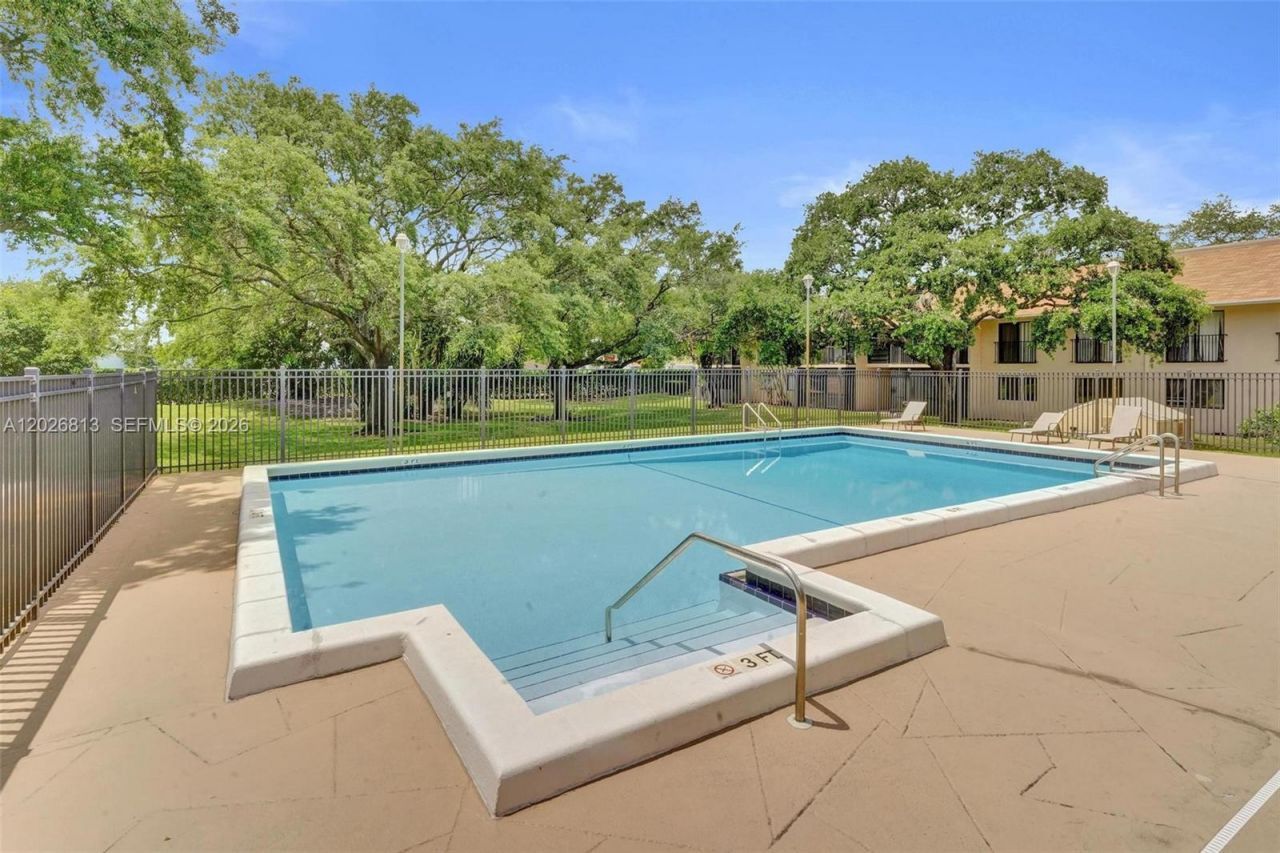 5805 Washington St, Unit 14, Hollywood, FL 33023 Photo