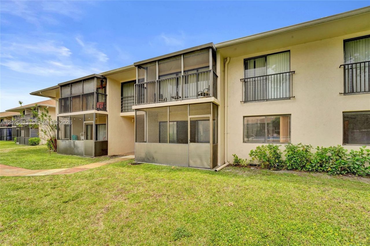 5805 Washington St, Unit 14, Hollywood, FL 33023 Photo
