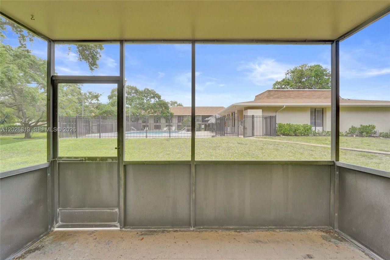5805 Washington St, Unit 14, Hollywood, FL 33023 Photo
