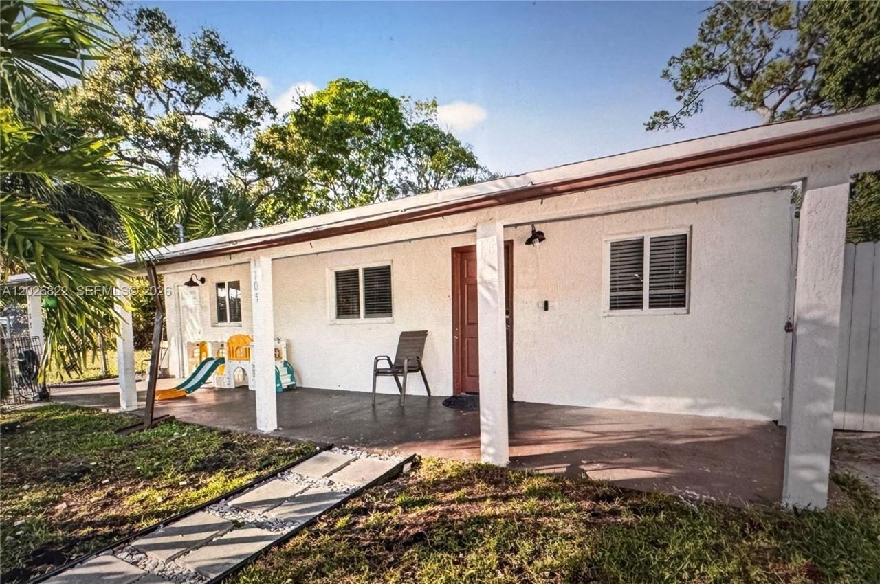1705 Davie Blvd , Fort Lauderdale, FL 33312 Photo