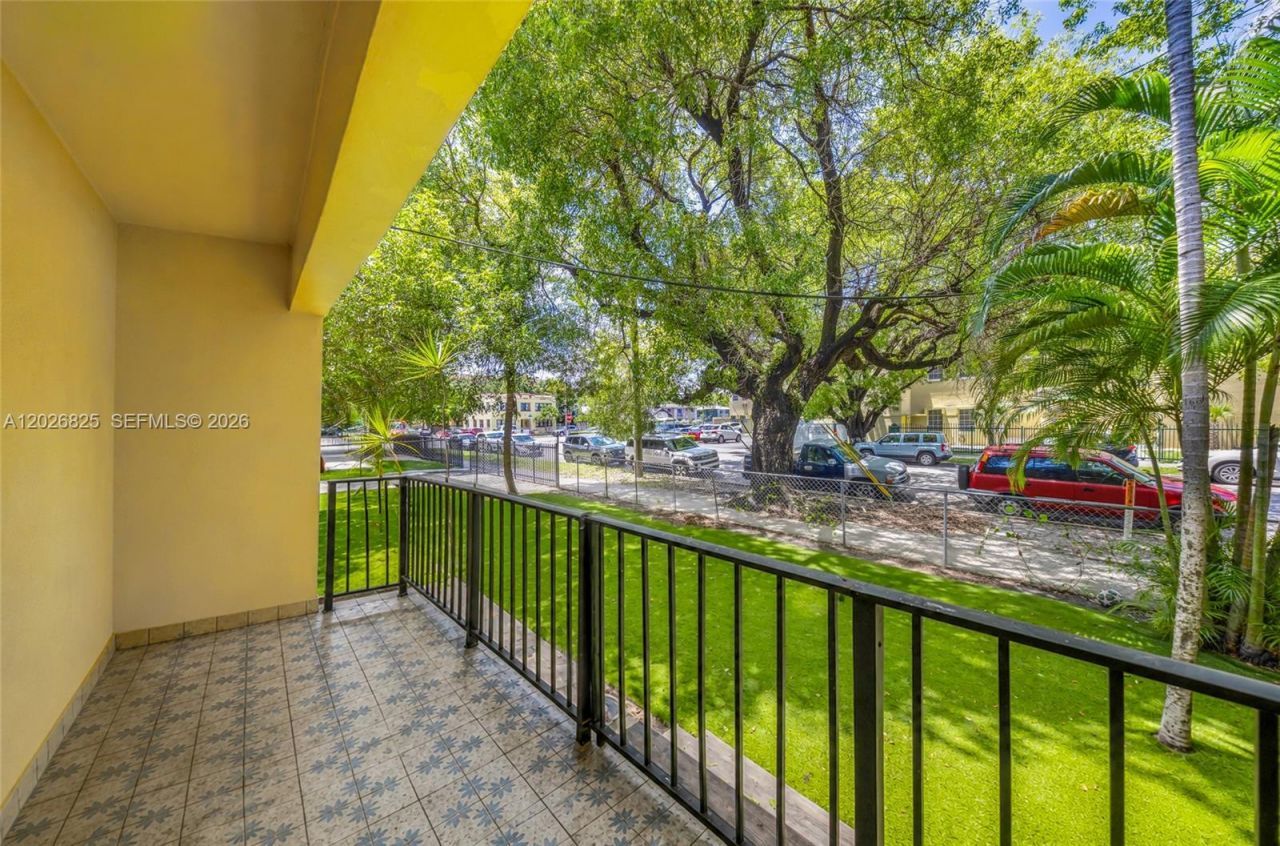 840 NW 4th St , Miami, FL 33128 Photo