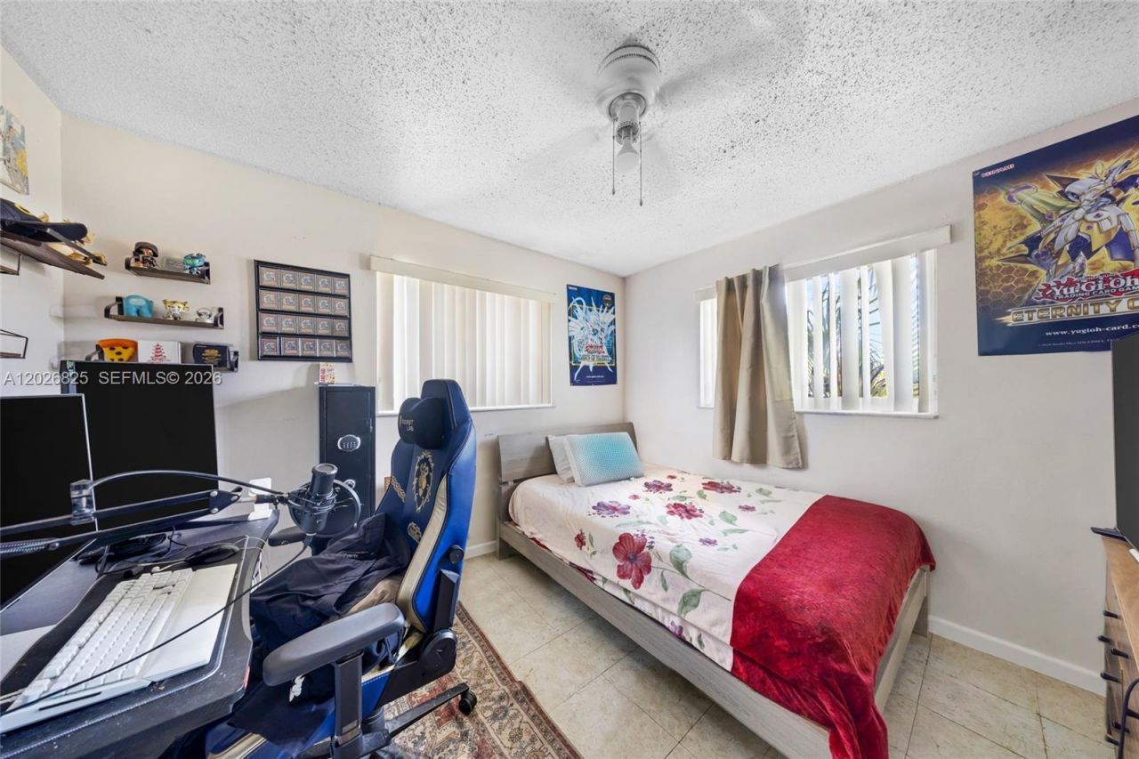 840 NW 4th St , Miami, FL 33128 Photo