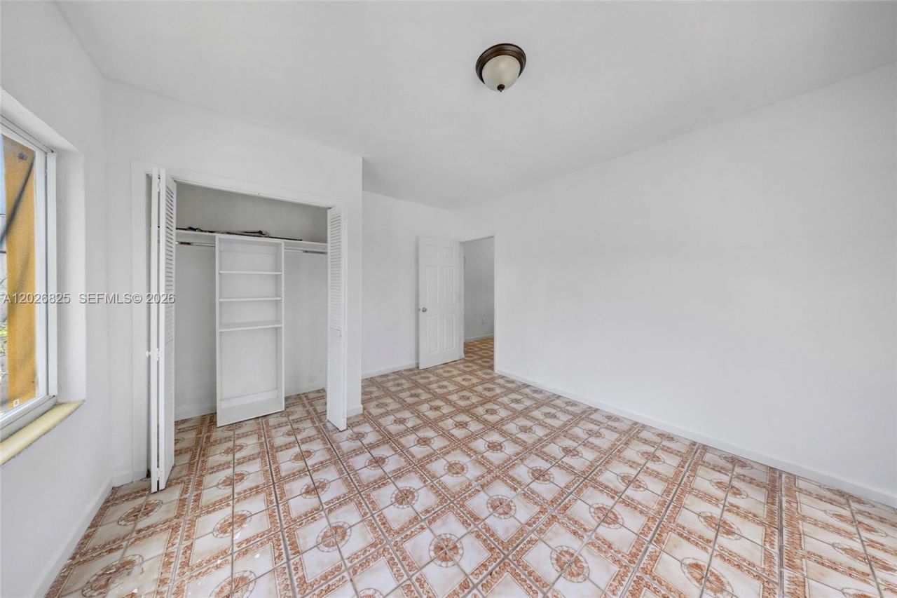 840 NW 4th St , Miami, FL 33128 Photo