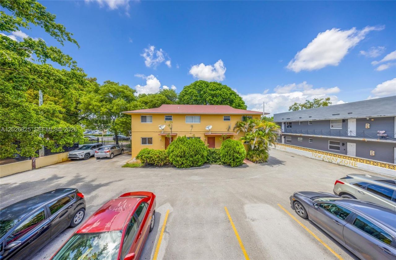 840 NW 4th St , Miami, FL 33128 Photo