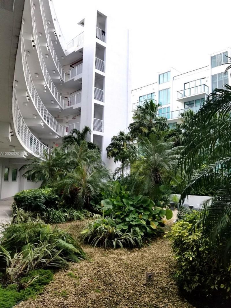 6580 Indian Creek Dr , Unit 201, Miami Beach, FL 33141 Photo