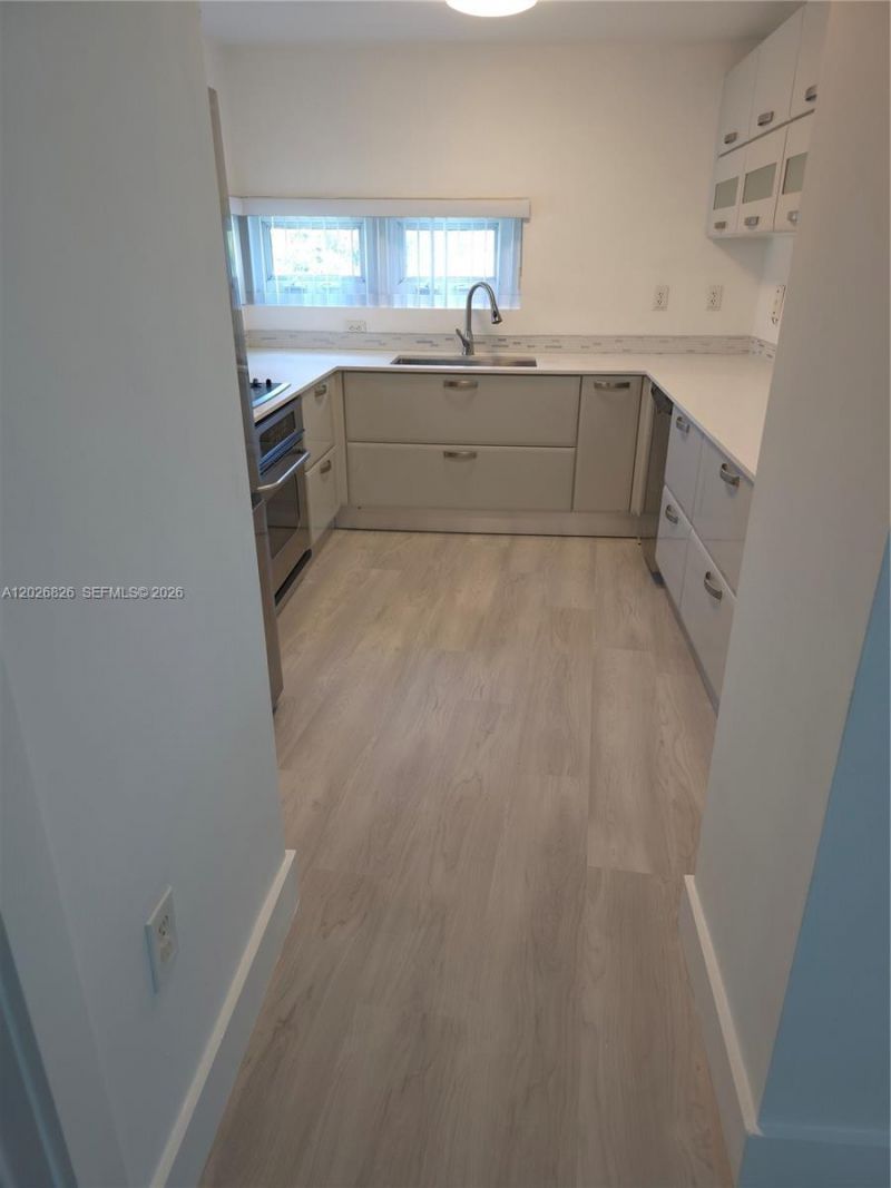 6580 Indian Creek Dr , Unit 201, Miami Beach, FL 33141 Photo