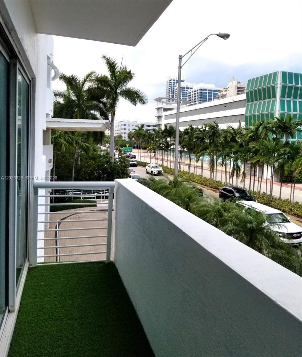6580 Indian Creek Dr , Unit 201, Miami Beach, FL 33141 Photo