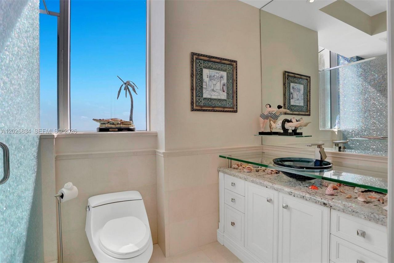 18201 Collins Ave , Unit 3309, Sunny Isles Beach, FL 33160 Photo