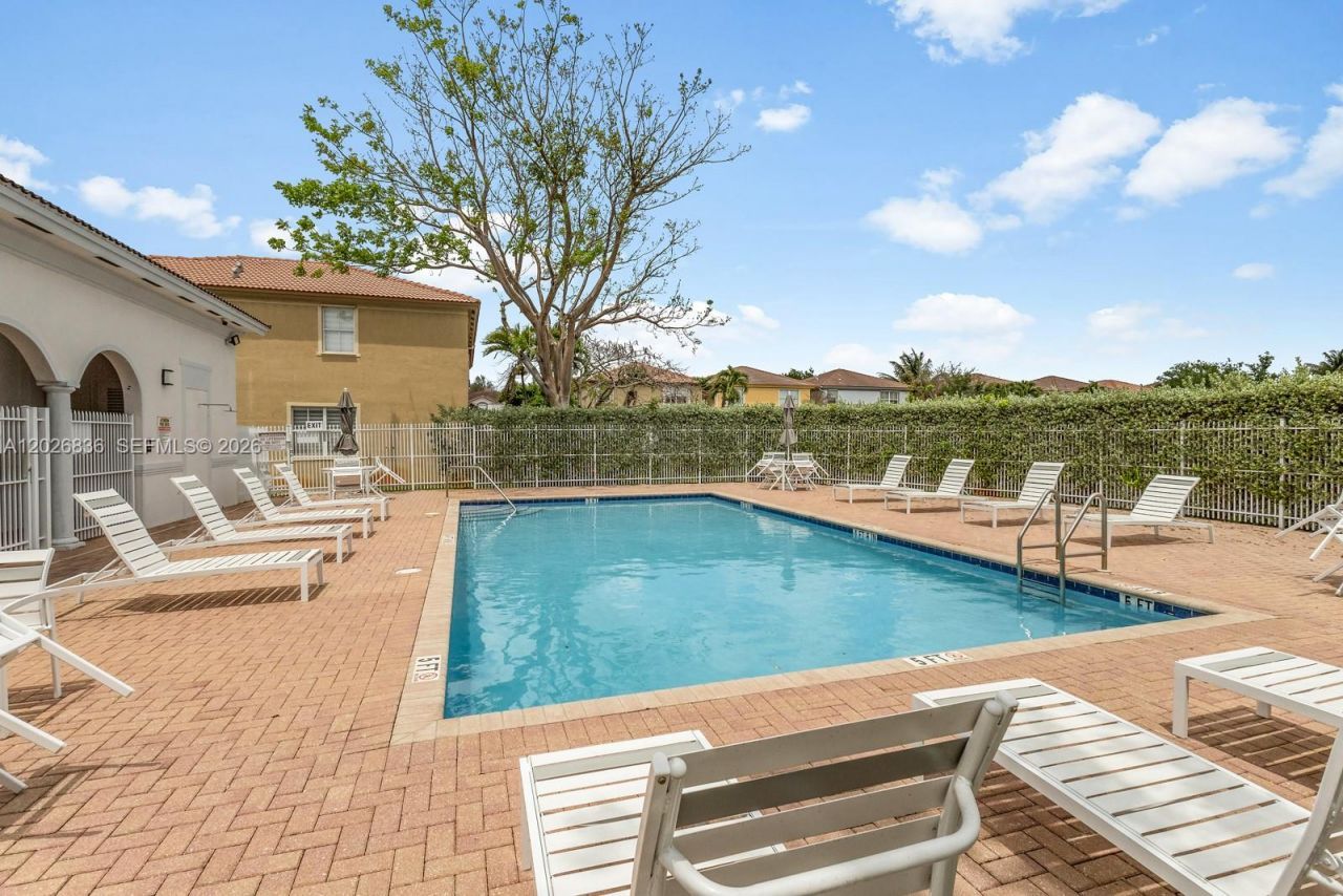8610 NW 110th Ave , Doral, FL 33178 Photo