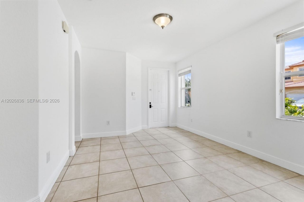 8610 NW 110th Ave , Doral, FL 33178 Photo