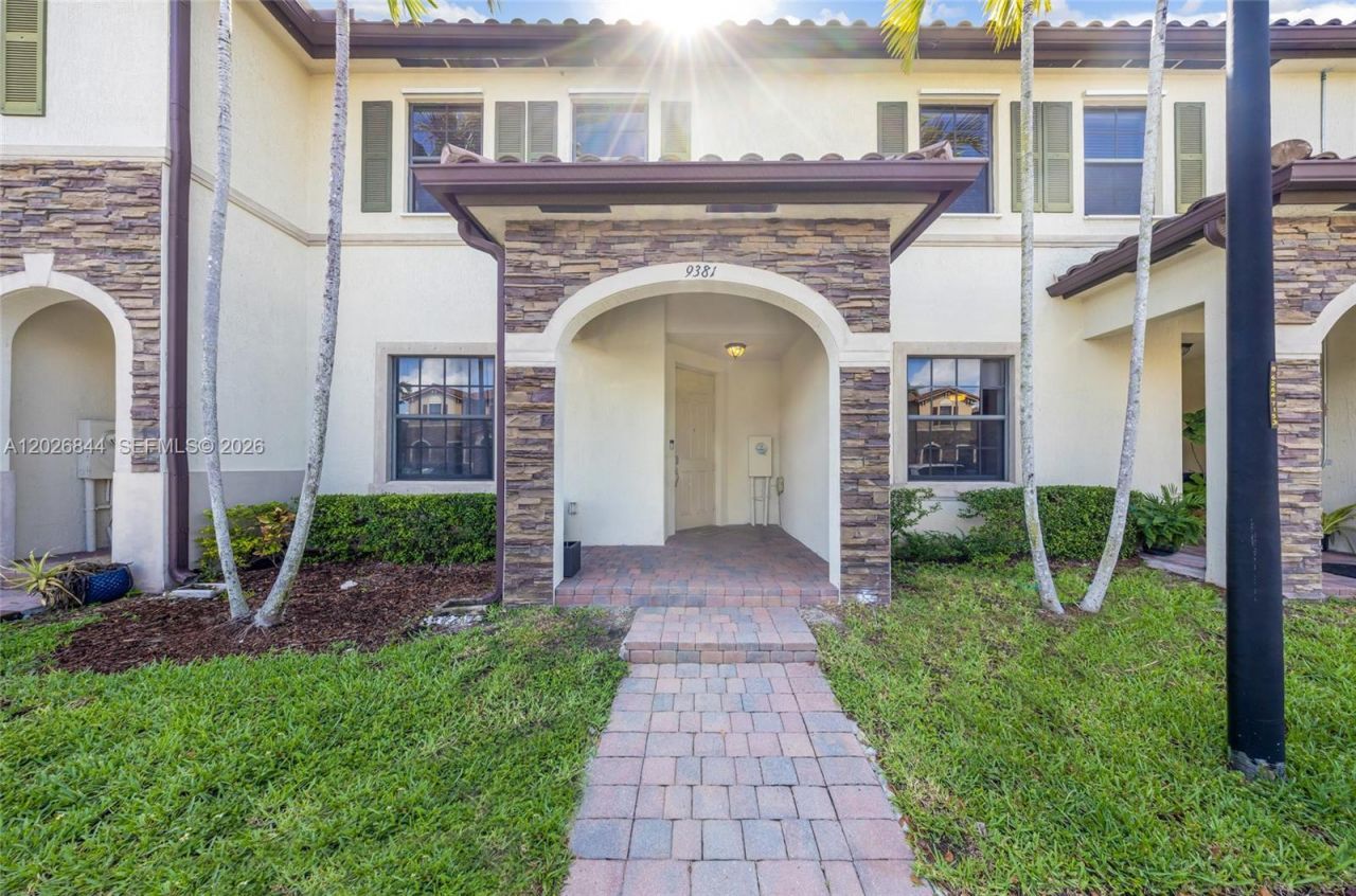 9381 W 33rd Ln , Hialeah, FL 33018 Photo