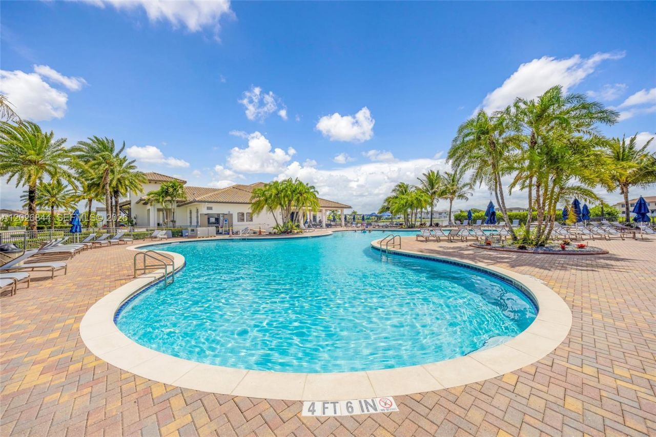 9381 W 33rd Ln , Hialeah, FL 33018 Photo