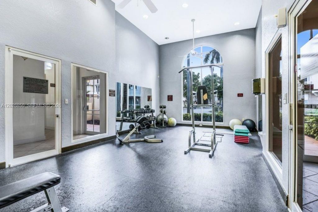 8942 W Flagler St, Unit 3, Miami, FL 33174 Photo
