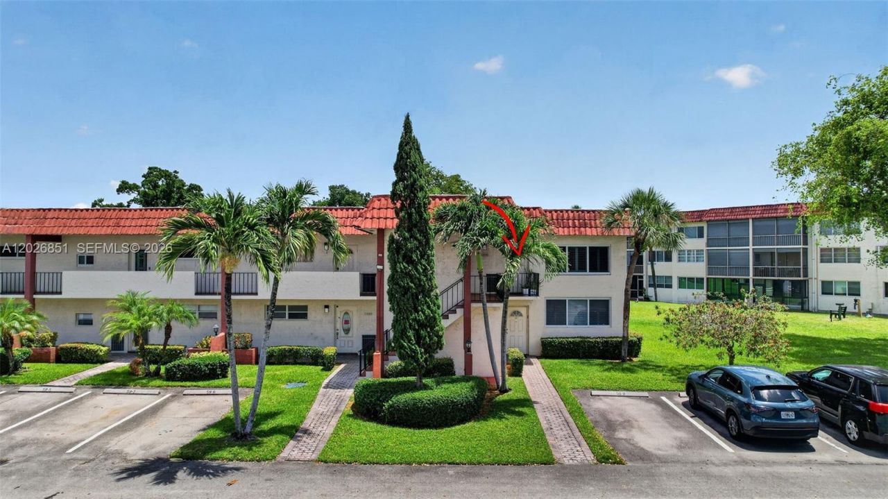8941 S Hollybrook Blvd , Unit 205, Pembroke Pines, FL 33025 Photo