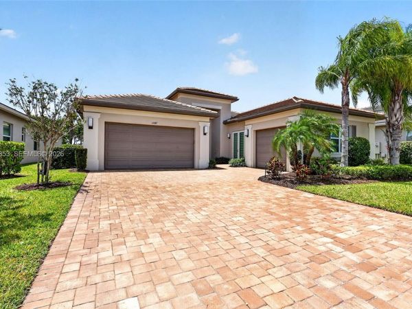 11087 SW Ivory Springs Ln , Port St. Lucie, FL 34987
