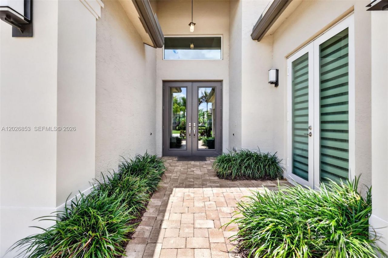 11087 SW Ivory Springs Ln, Port Saint Lucie, FL 34987 Photo