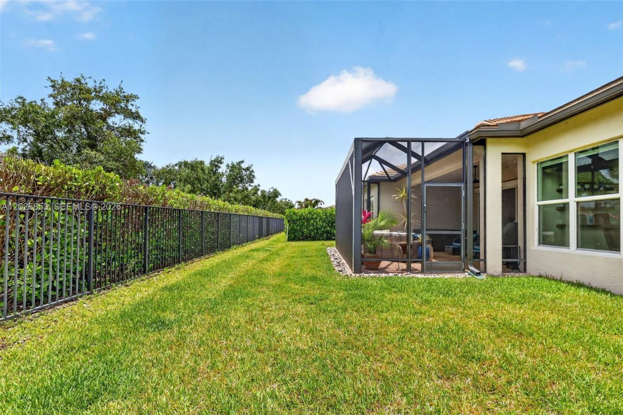 11087 SW Ivory Springs Ln, Port Saint Lucie, FL 34987 Photo