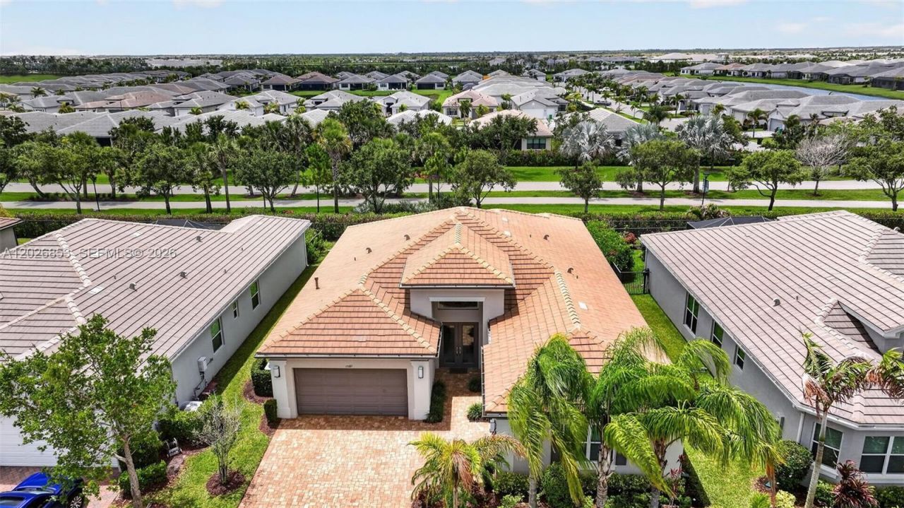 11087 SW Ivory Springs Ln, Port Saint Lucie, FL 34987 Photo