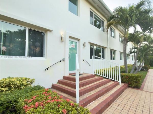 1043 94th St , Unit 4, Bay Harbor Islands, FL 33154