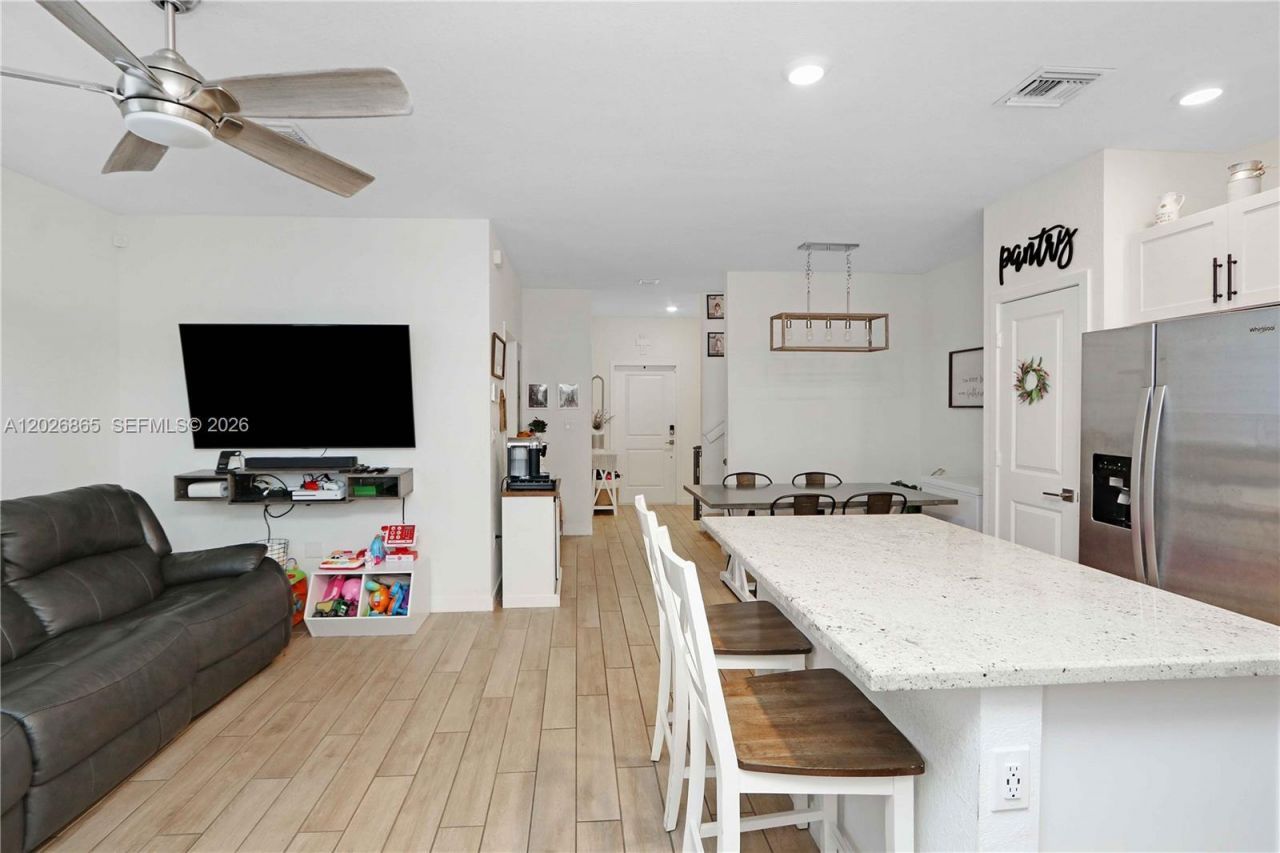 1036 SE 24th Ave , Homestead, FL 33035 Photo