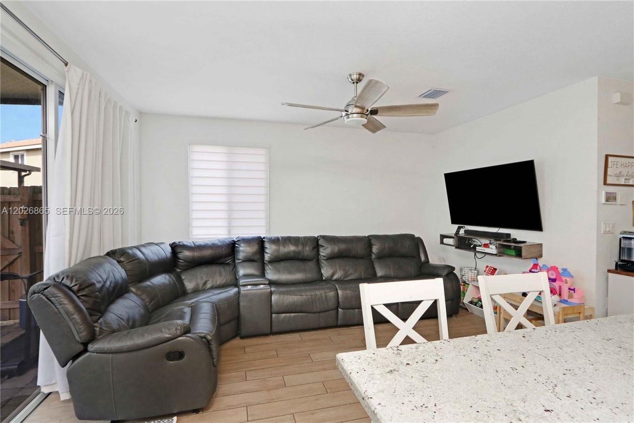 1036 SE 24th Ave , Homestead, FL 33035 Photo