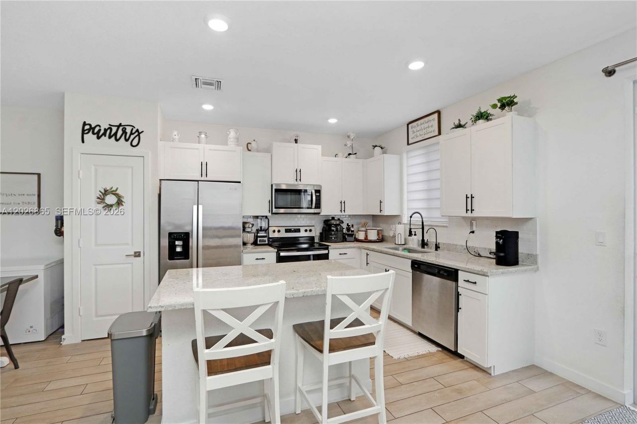 1036 SE 24th Ave , Homestead, FL 33035 Photo