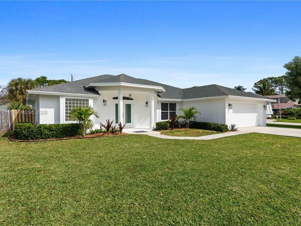 5923 Loxahatchee Pines Dr , Jupiter, FL 33458