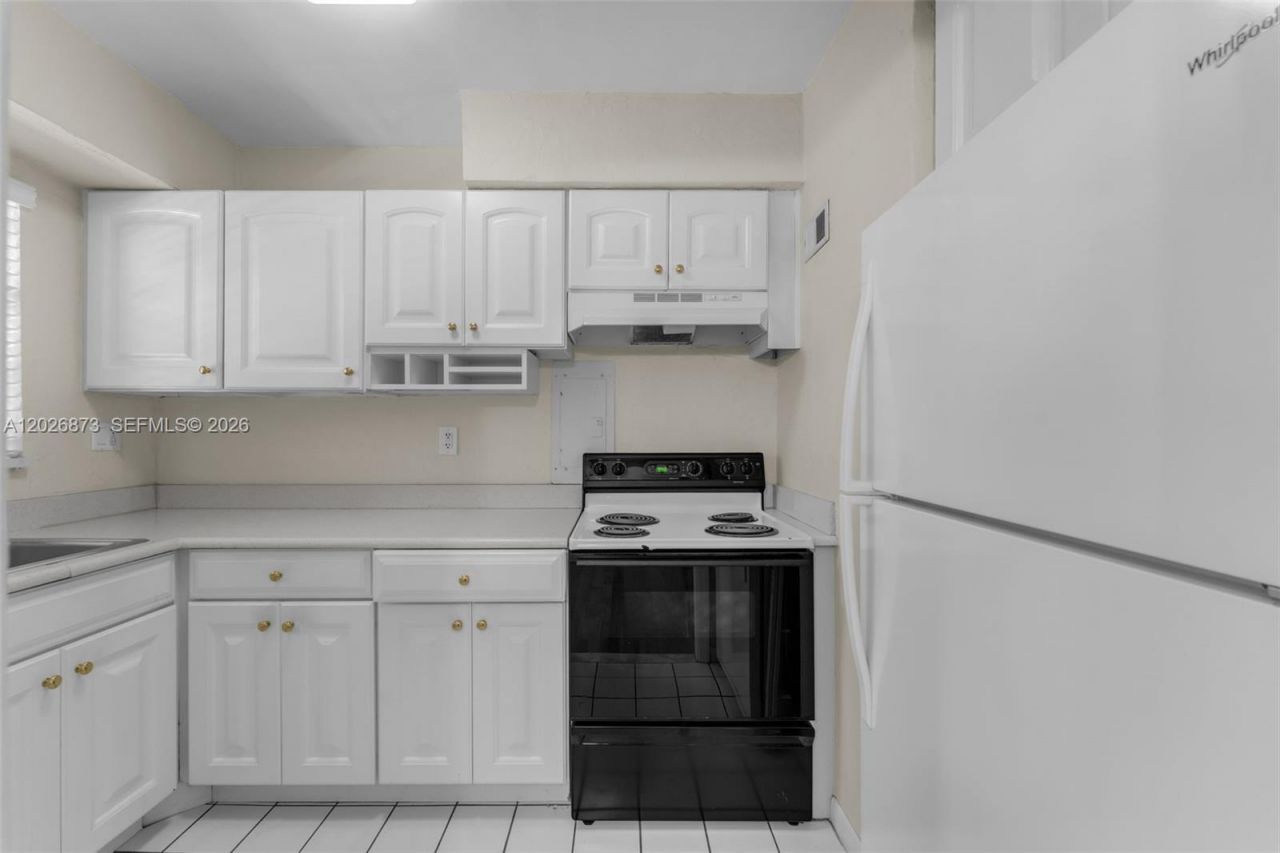 5590 SW 78th St, Unit 133B, Miami, FL 33143 Photo