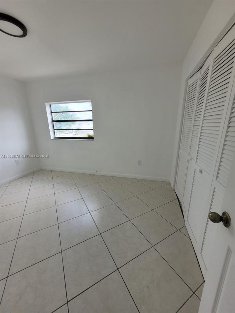 2438 SW 109th Ct , Miami, FL 33165 Photo