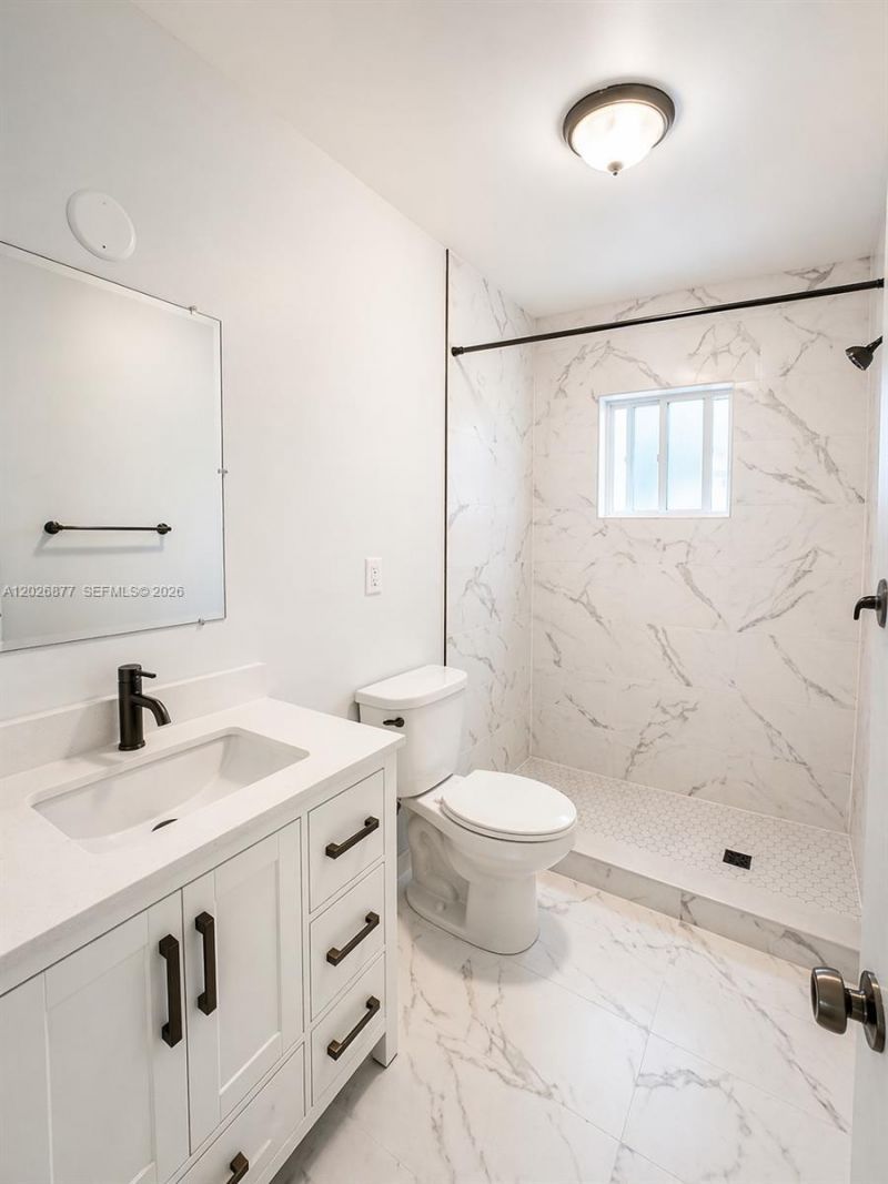 2727 SW 24th St , Miami, FL 33145 Photo