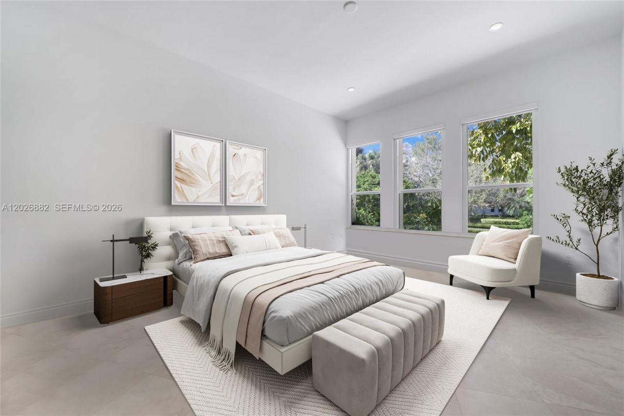 7155 E Lago Dr , Coral Gables, FL 33143 Photo