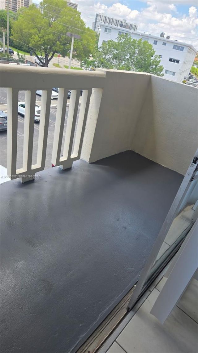 1800 Sans Souci Blvd , Unit 435, North Miami, FL 33181 Photo
