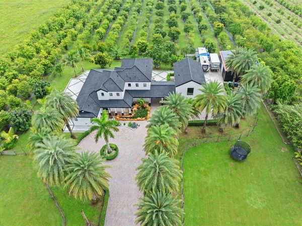35351 SW 218th Ave, Homestead, FL 33034