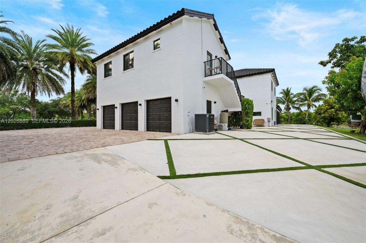 35351 SW 218th Ave, Homestead, FL 33034 Photo