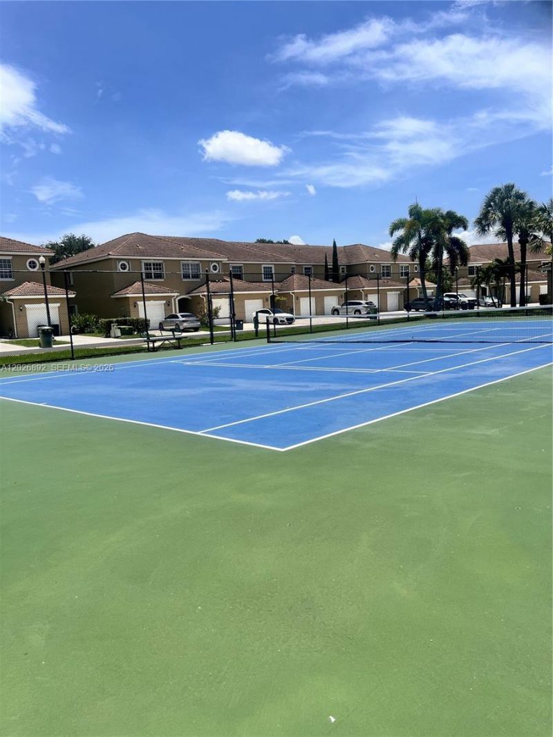 12037 SW 5th Ct, Pembroke Pines, FL 33025 Photo