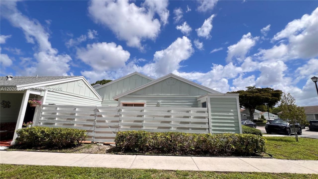 13775 SW 149th Cir Ln, Unit 2-86, Miami, FL 33186 Photo