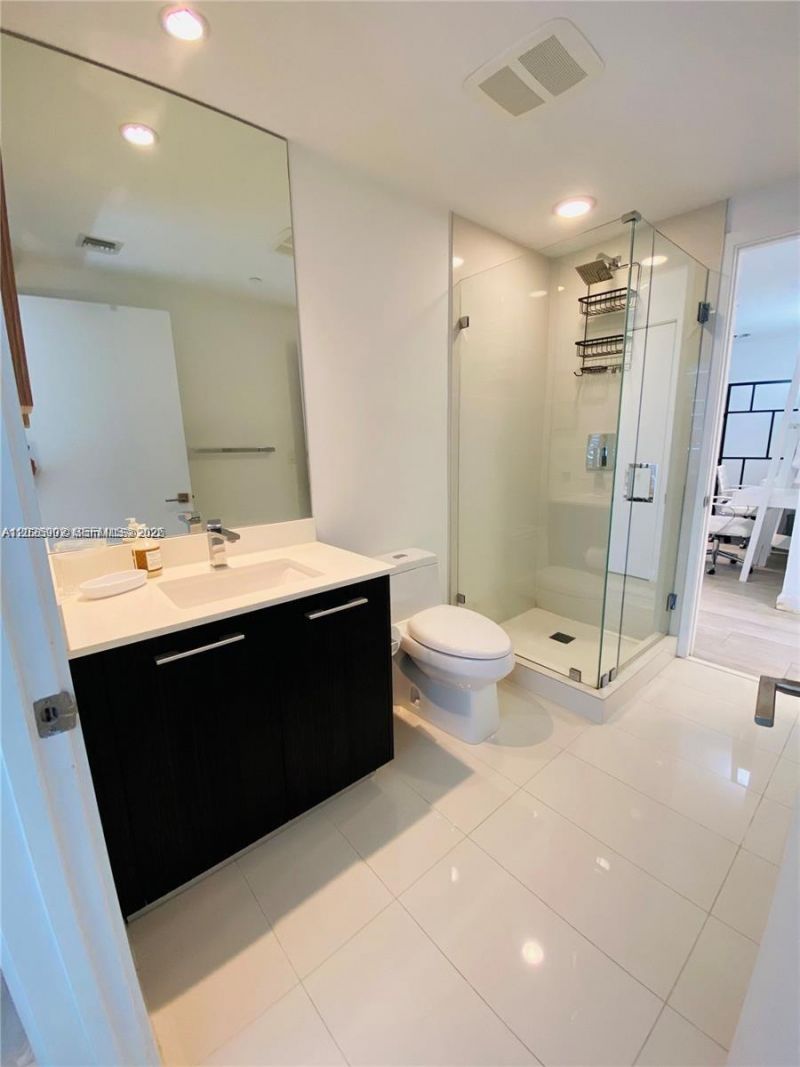 55 SW 9th St , Unit 3001, Miami, FL 33130 Photo