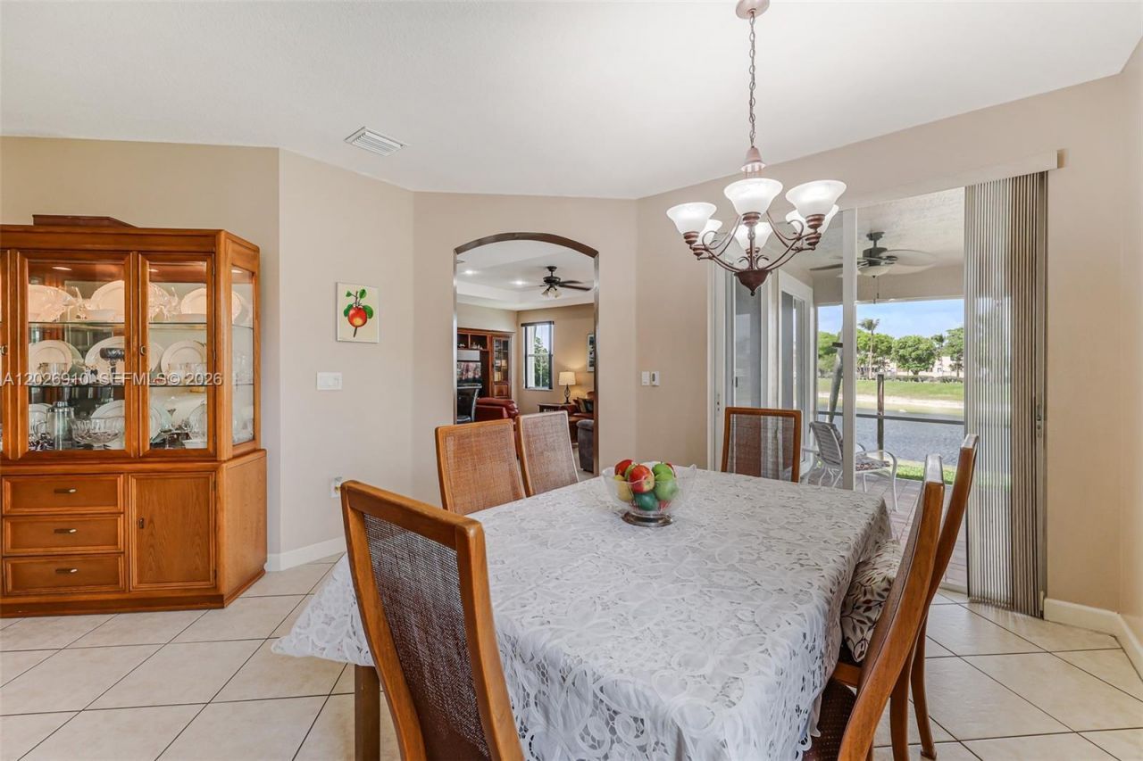 4402 SW 162nd Pl, Miami, FL 33185 Photo