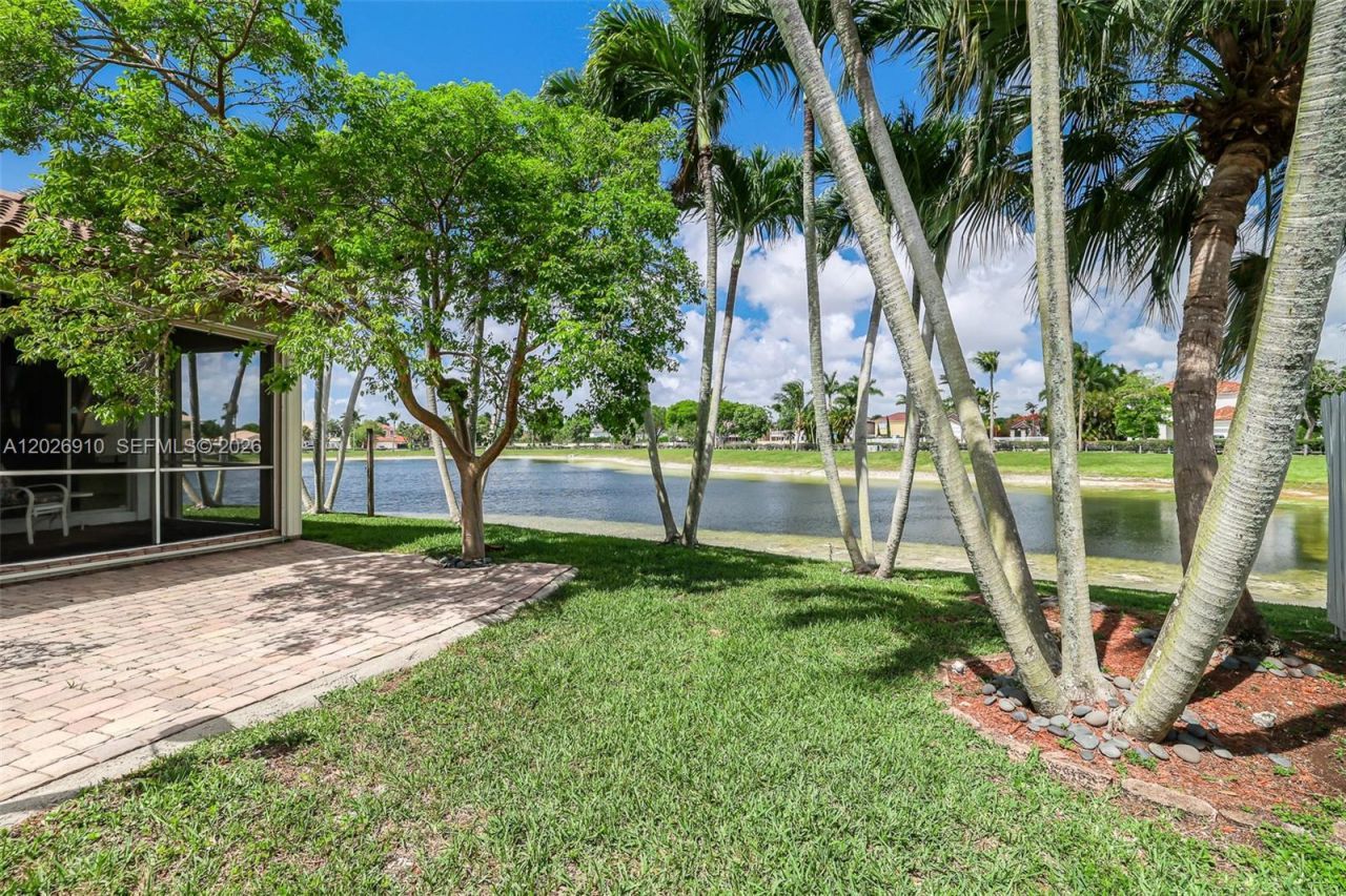 4402 SW 162nd Pl, Miami, FL 33185 Photo
