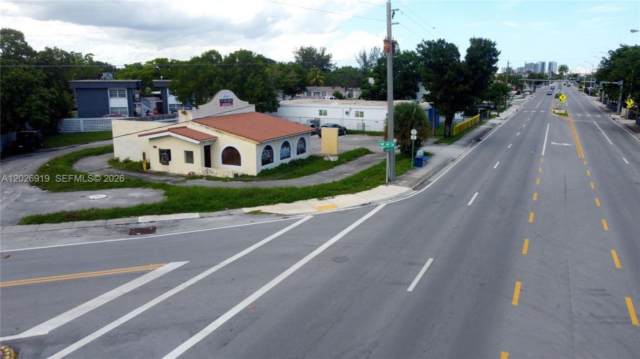 14100 W Dixie Hwy , North Miami, FL 33161 Photo