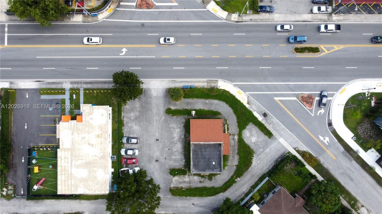 14100 W Dixie Hwy , North Miami, FL 33161 Photo