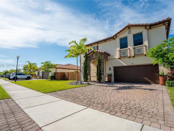 2588 SE 2nd St , Homestead, FL 33033