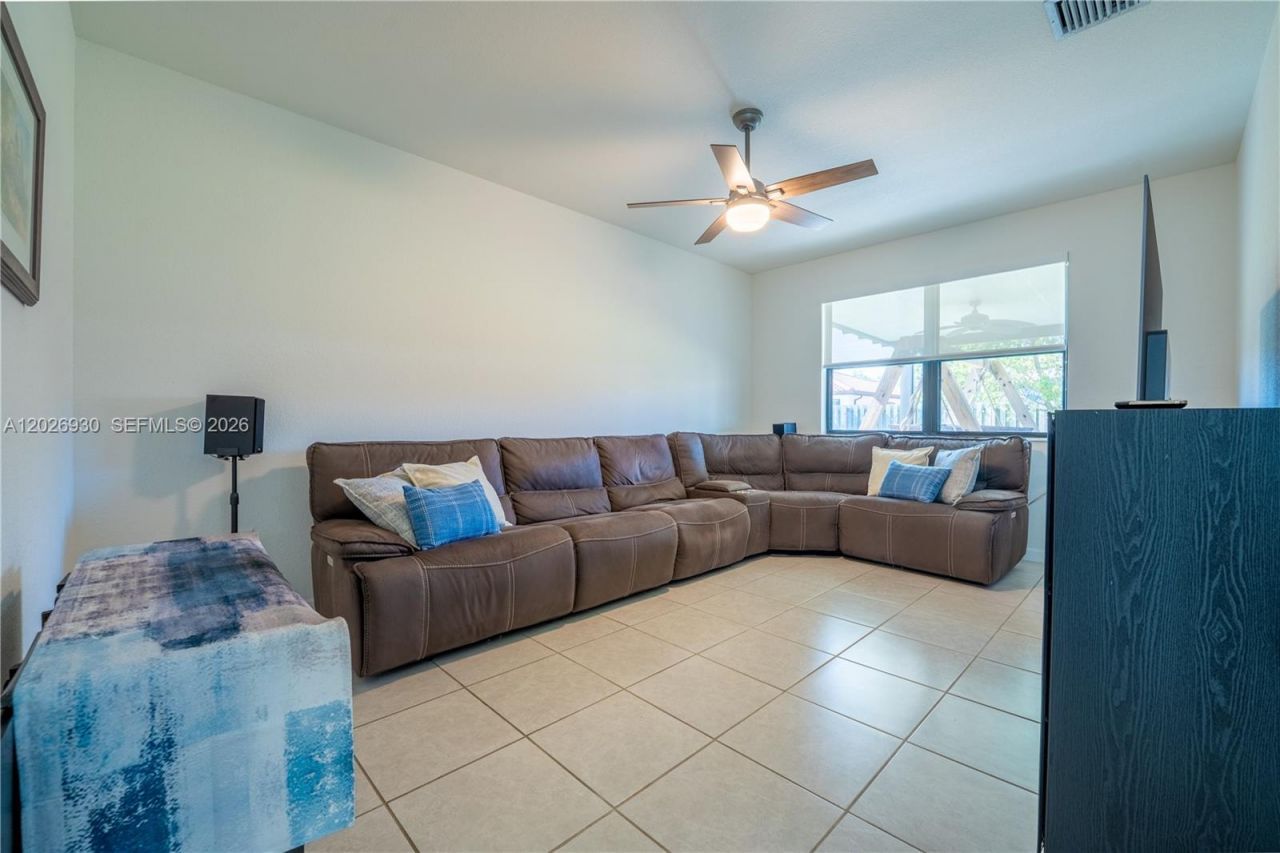 2588 SE 2nd St, Homestead, FL 33033 Photo
