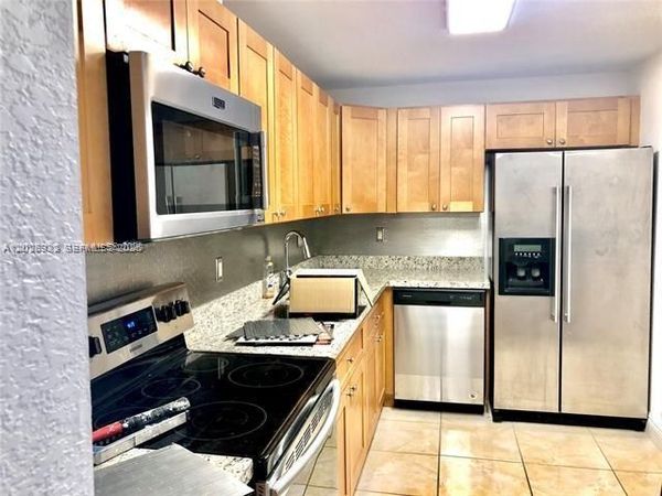 1800 Sans Souci Blvd , Unit 305, North Miami, FL 33181