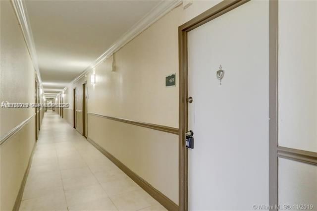 1800 Sans Souci Blvd , Unit 305, North Miami, FL 33181 Photo
