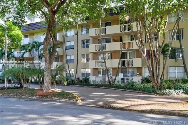 1800 Sans Souci Blvd , Unit 305, North Miami, FL 33181 Photo