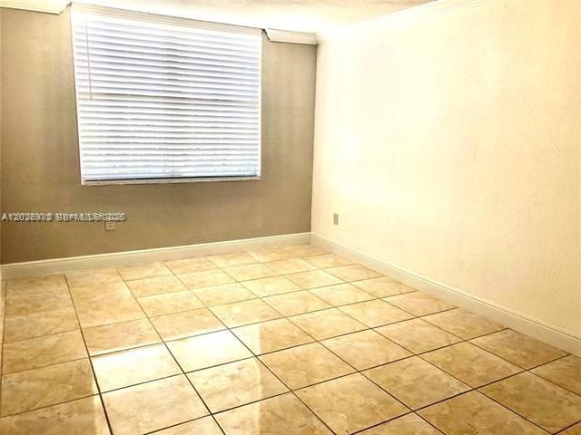 1800 Sans Souci Blvd , Unit 305, North Miami, FL 33181 Photo
