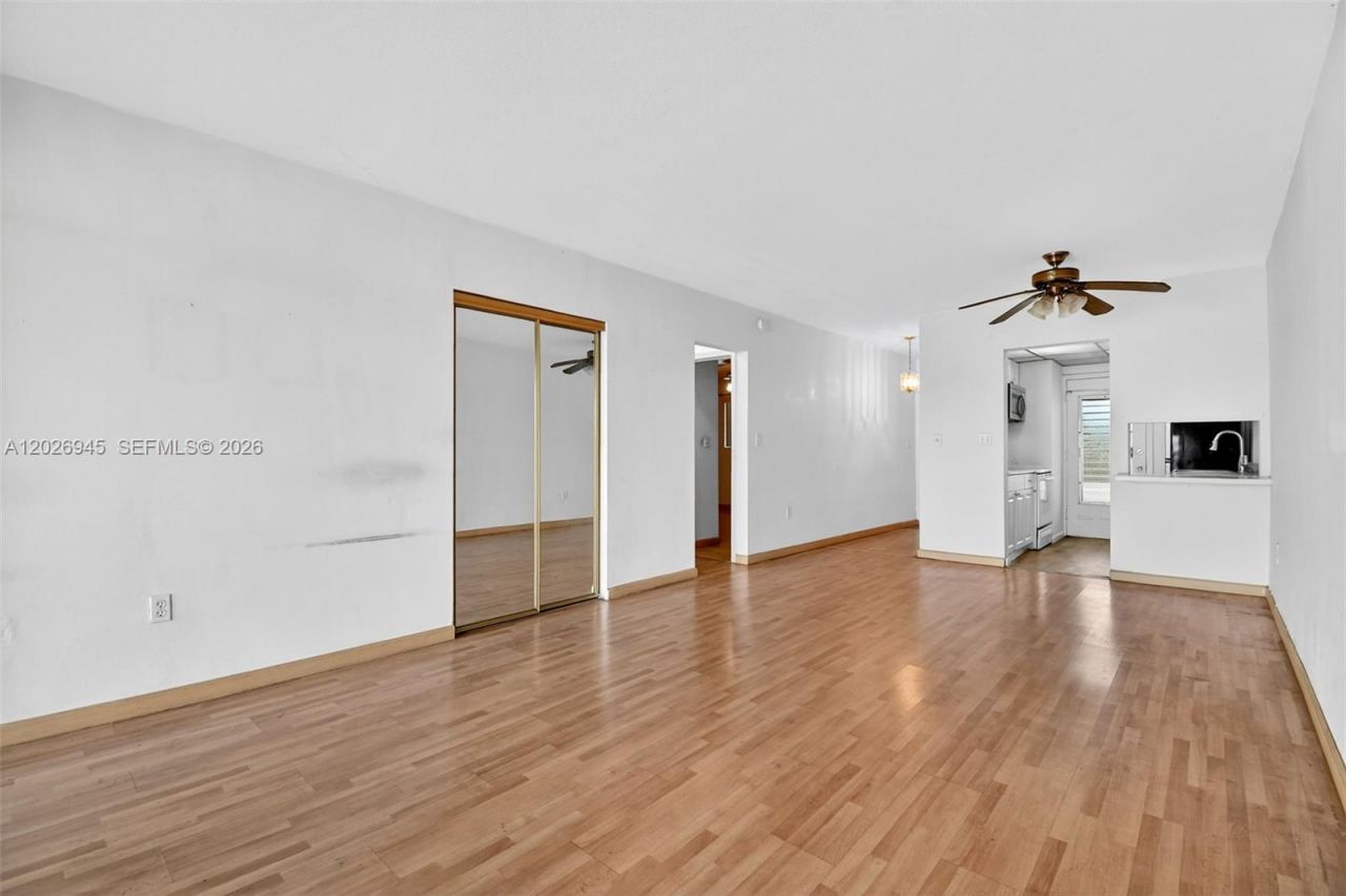245 NE 191st St , Unit 3022, Miami, FL 33179 Photo